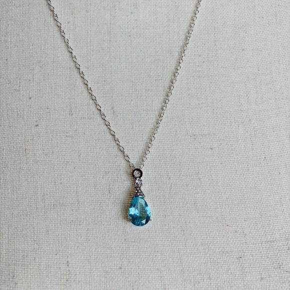 Boutique | Aquamarine Pendant Sterling Chain - Picture 6 of 7